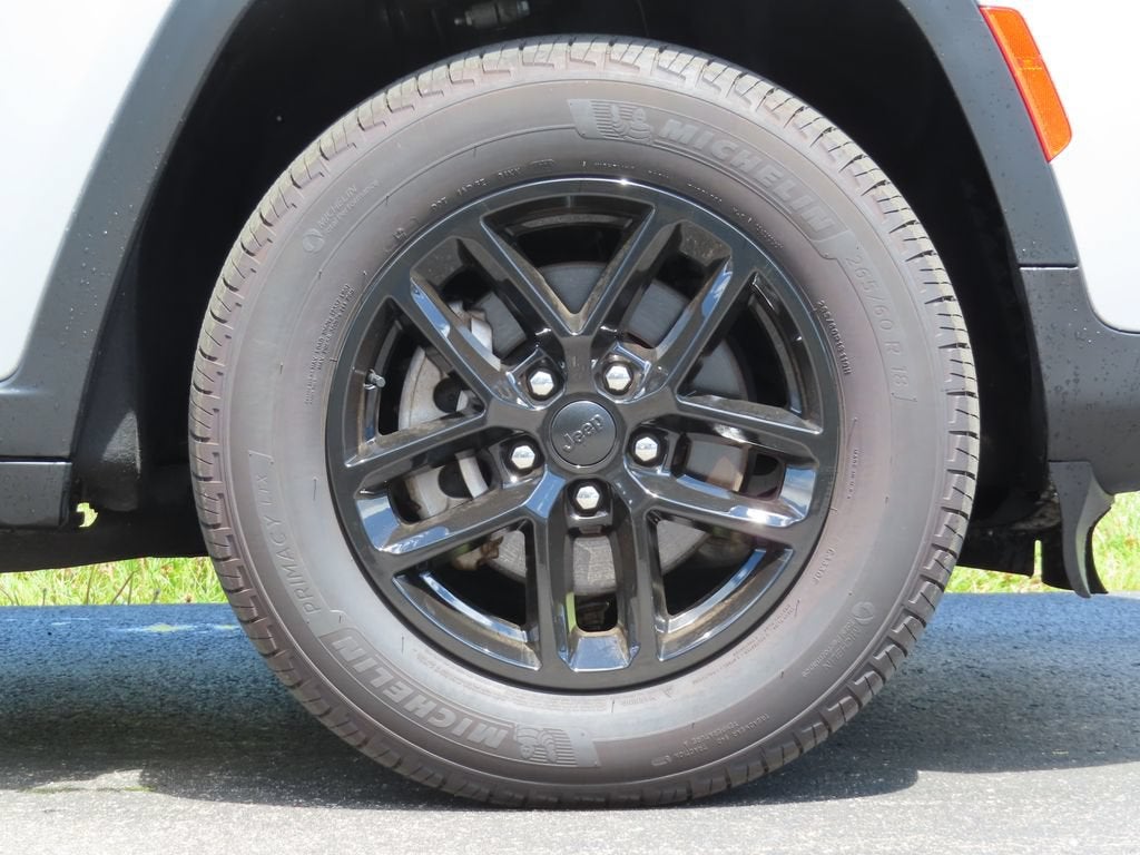 2024 Jeep Grand Cherokee Laredo X 4x4