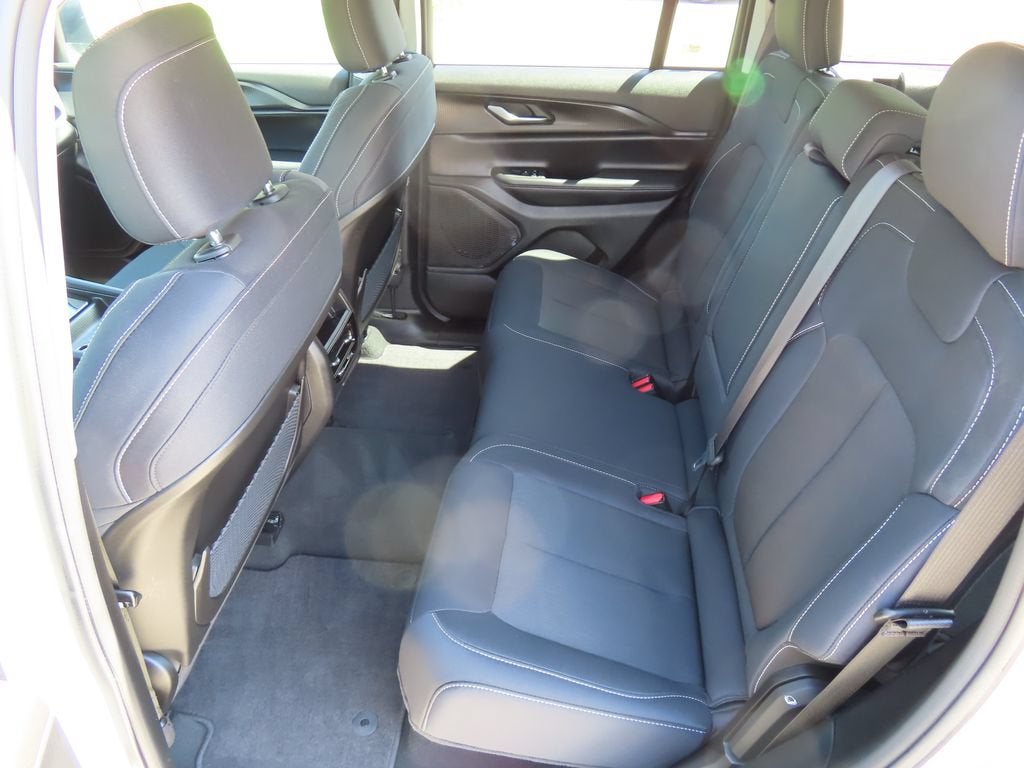 2024 Jeep Grand Cherokee Laredo X 4x4