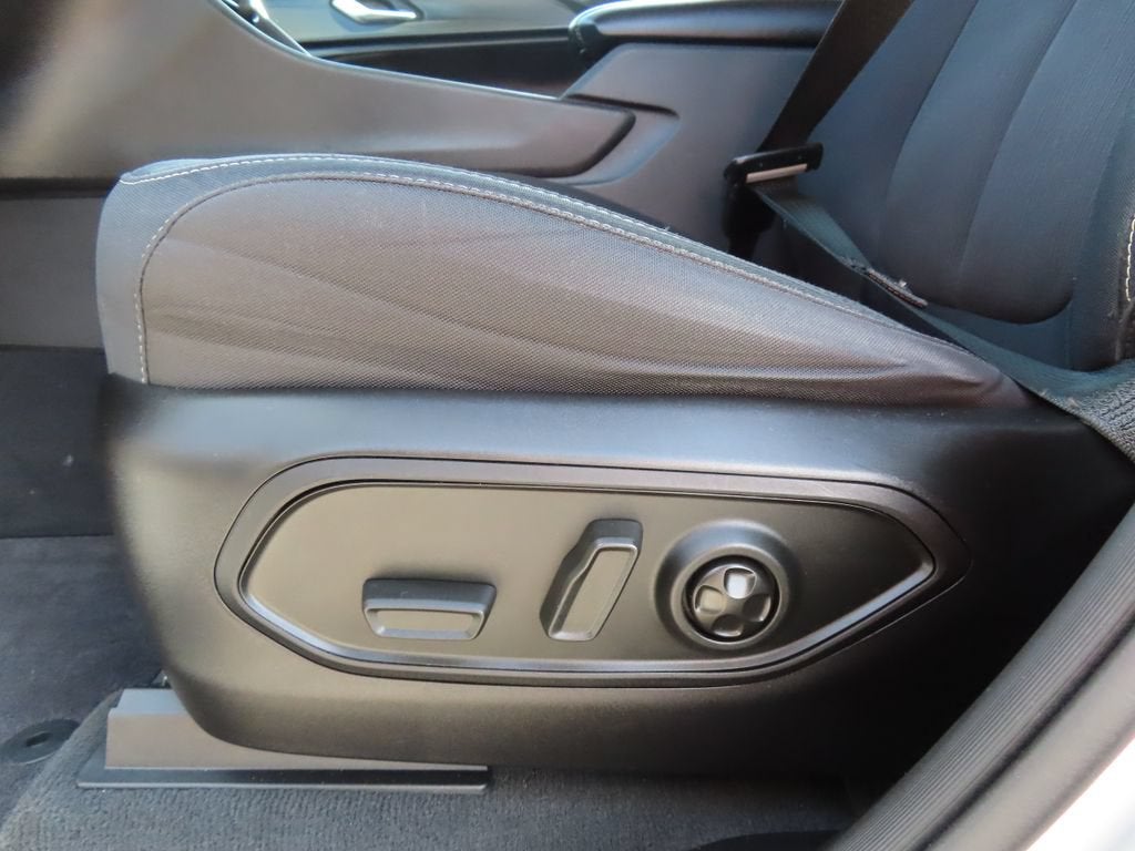 2024 Jeep Grand Cherokee Laredo X 4x4