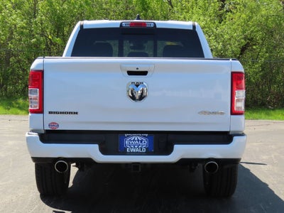 2022 RAM 1500 Big Horn Crew Cab 4x4 5'7" Box