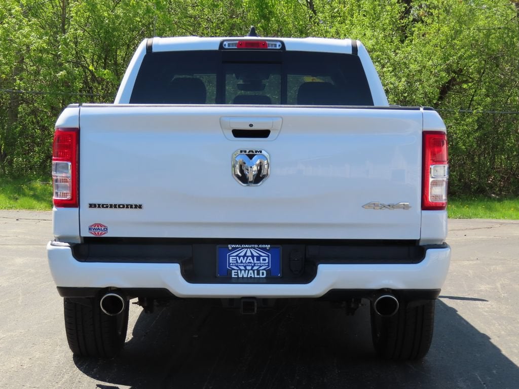 2022 RAM 1500 Big Horn Crew Cab 4x4 5'7" Box