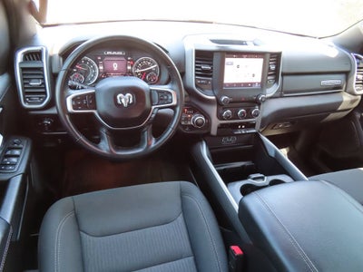 2022 RAM 1500 Big Horn Crew Cab 4x4 5'7" Box