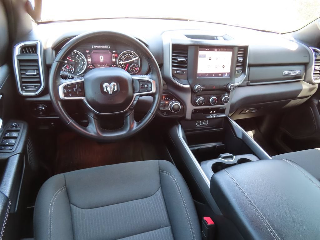 2022 RAM 1500 Big Horn Crew Cab 4x4 5'7" Box