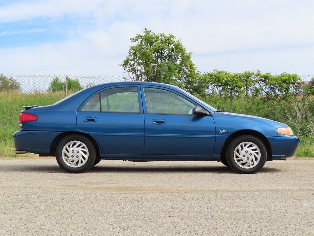 1998 Ford Escort SE