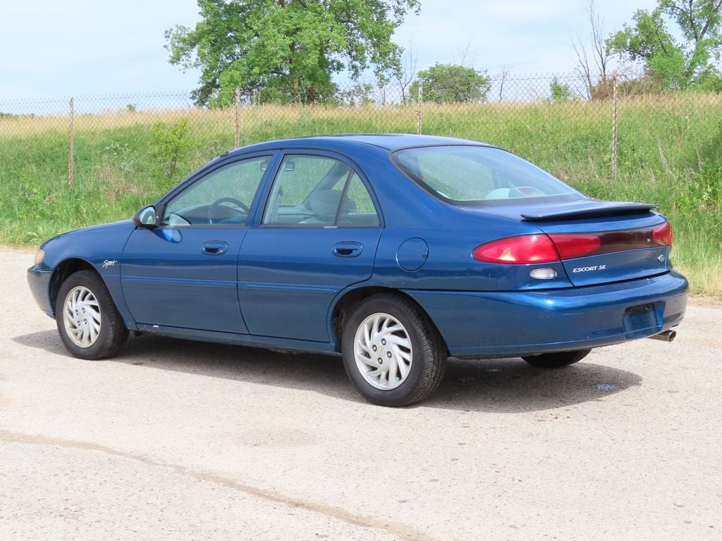 1998 Ford Escort SE