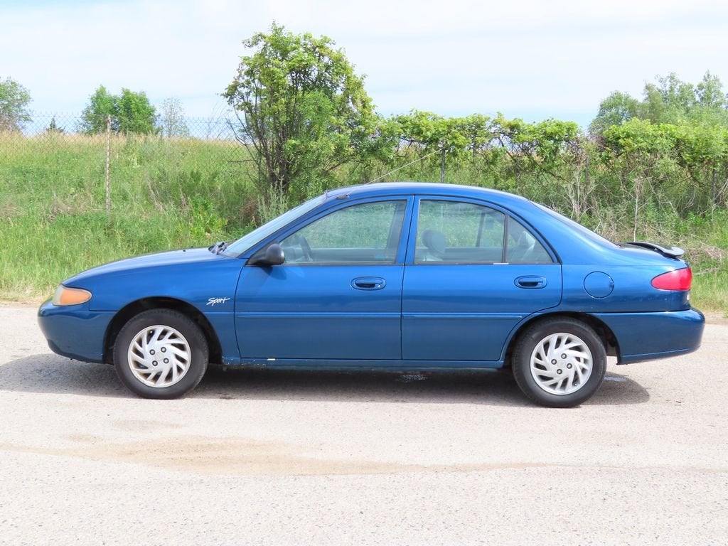 1998 Ford Escort SE