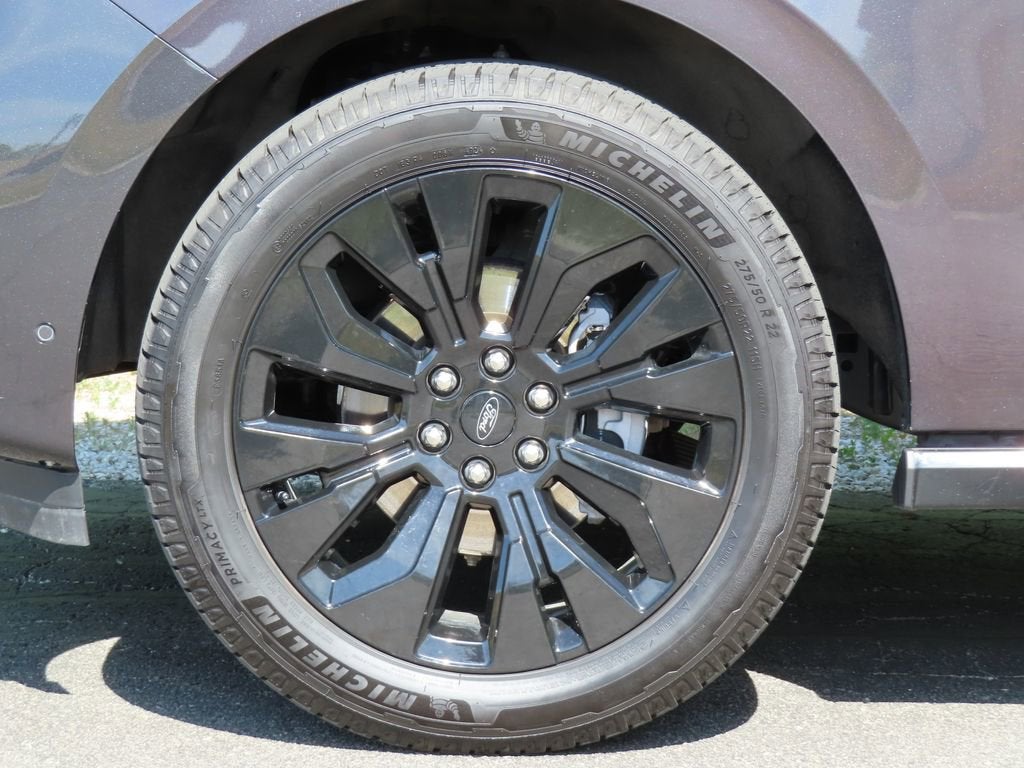 2025 Ford Expedition Platinum - Photo 13