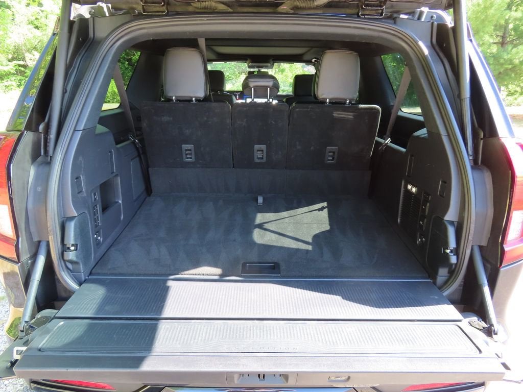 2025 Ford Expedition Platinum - Photo 17