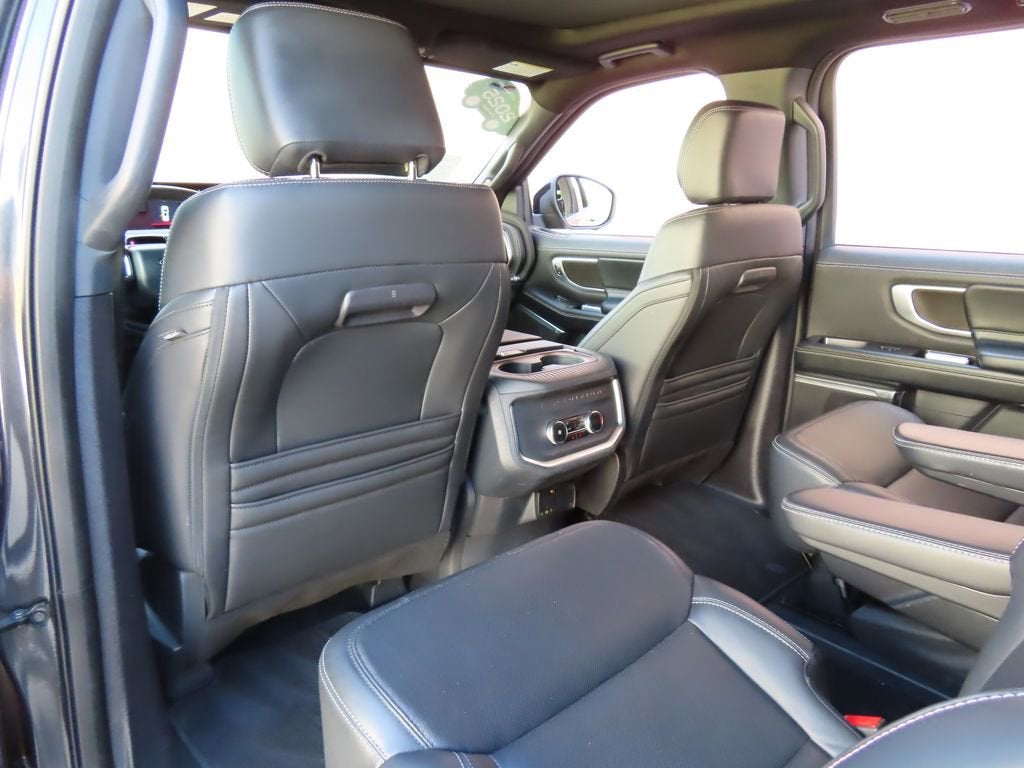 2025 Ford Expedition Platinum - Photo 29