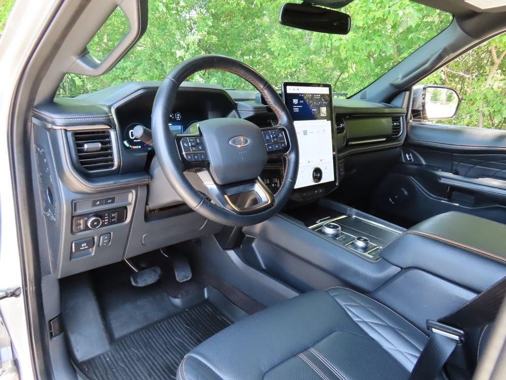 2023 Ford Expedition Platinum