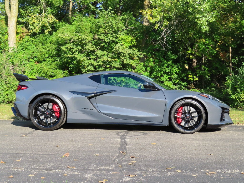 2027 Chevrolet Corvette Z06 2LZ