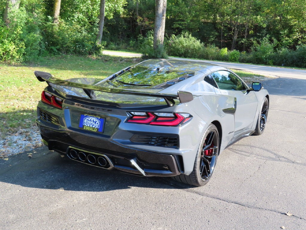 2027 Chevrolet Corvette Z06 2LZ