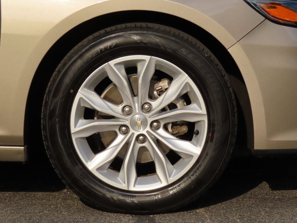 2024 Chevrolet Malibu 1LT - Photo 12