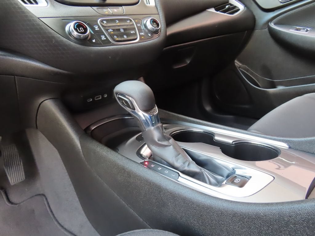 2024 Chevrolet Malibu 1LT - Photo 17