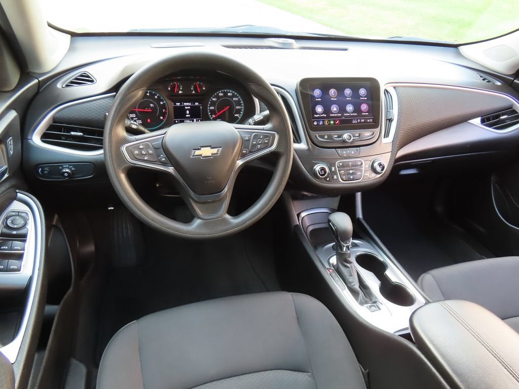 2024 Chevrolet Malibu 1LT - Photo 4
