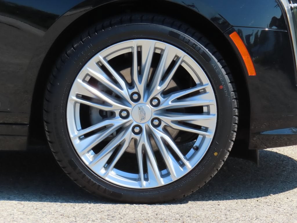 2023 Cadillac CT4 Premium Luxury