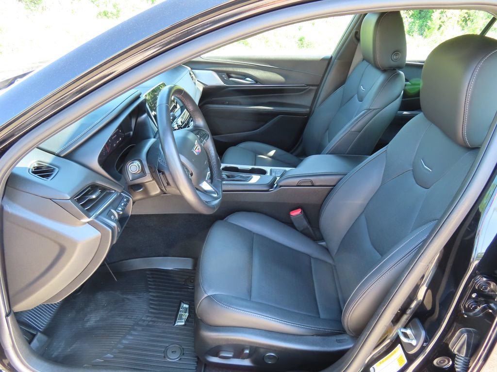 2023 Cadillac CT4 Premium Luxury