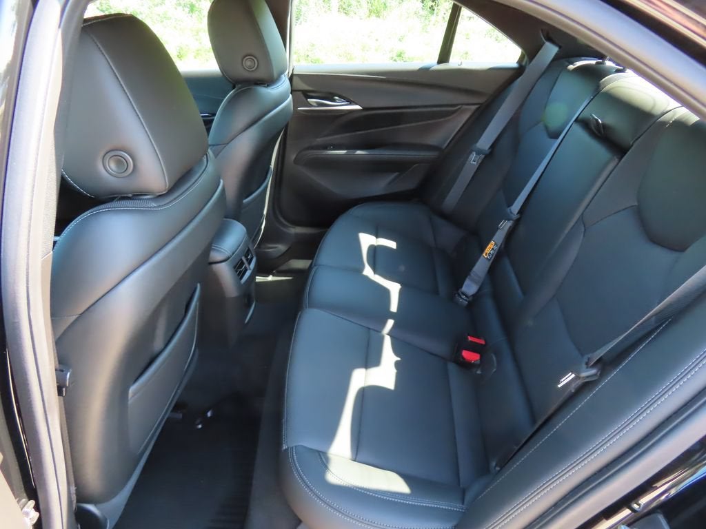 2023 Cadillac CT4 Premium Luxury