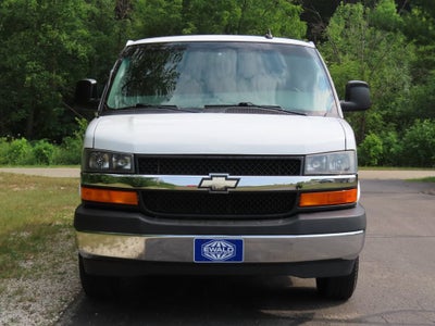 2017 Chevrolet Express Passenger 3500 LT