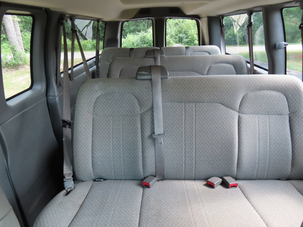 2017 Chevrolet Express Passenger 3500 LT