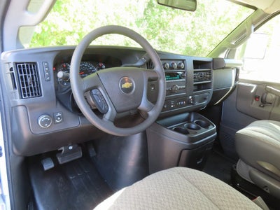 2025 Chevrolet Express Cutaway 3500 1WT