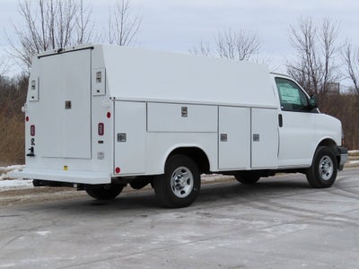 2025 Chevrolet Express Cutaway 3500 1WT