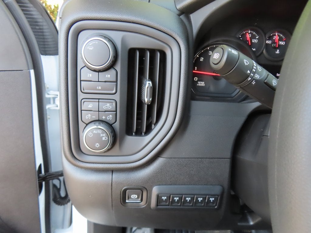 2025 Chevrolet Silverado 3500 HD Chassis Cab Work Truck