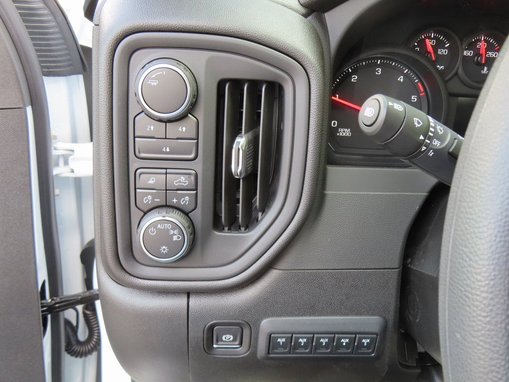 2025 Chevrolet Silverado 3500 HD Chassis Cab Work Truck