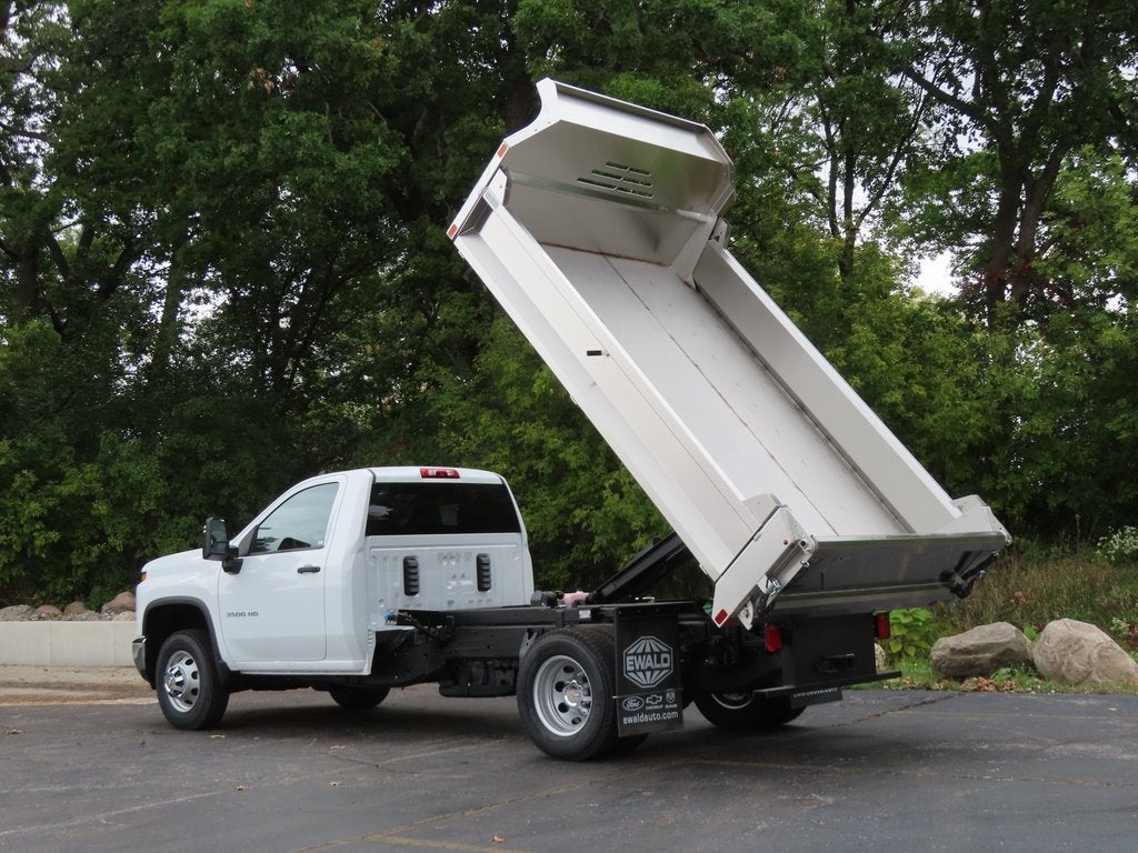 2025 Chevrolet Silverado 3500 HD Chassis Cab Work Truck