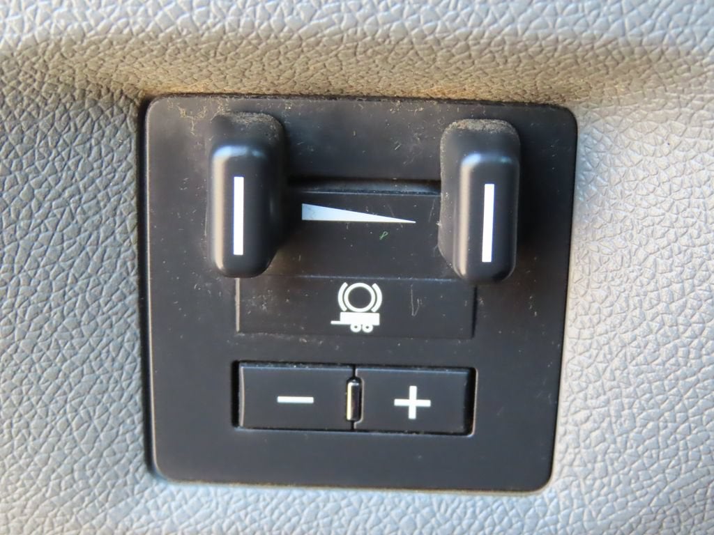 2009 Chevrolet Silverado 3500 HD Chassis Cab WT