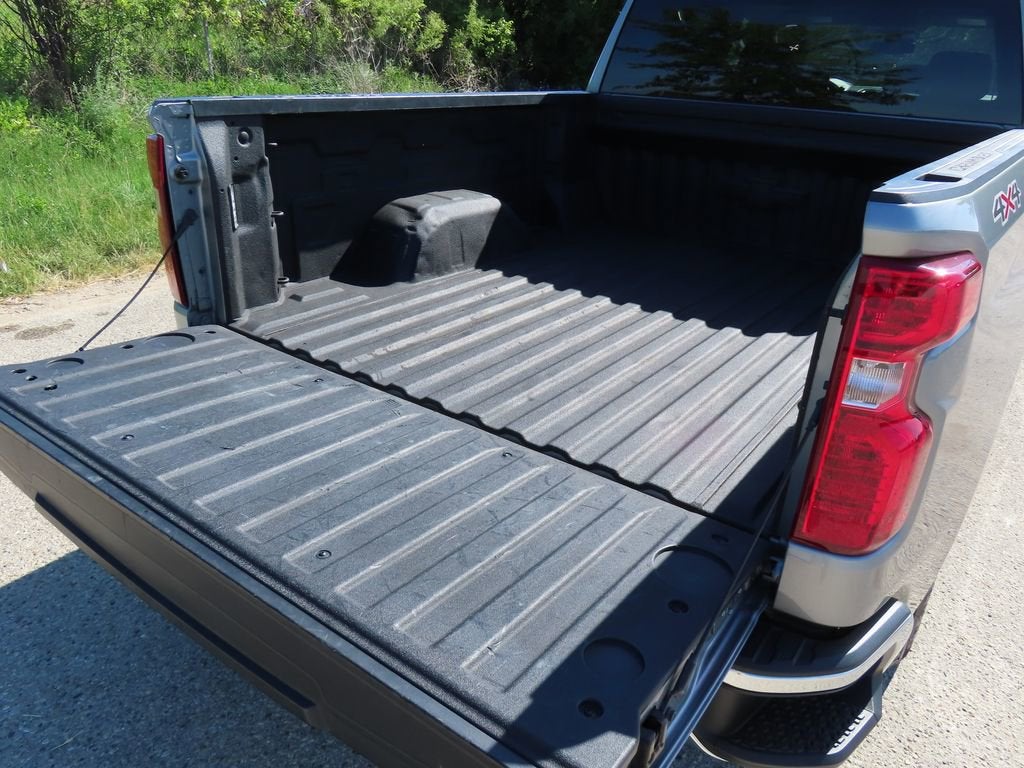 2023 Chevrolet Silverado 1500 LT - Photo 16