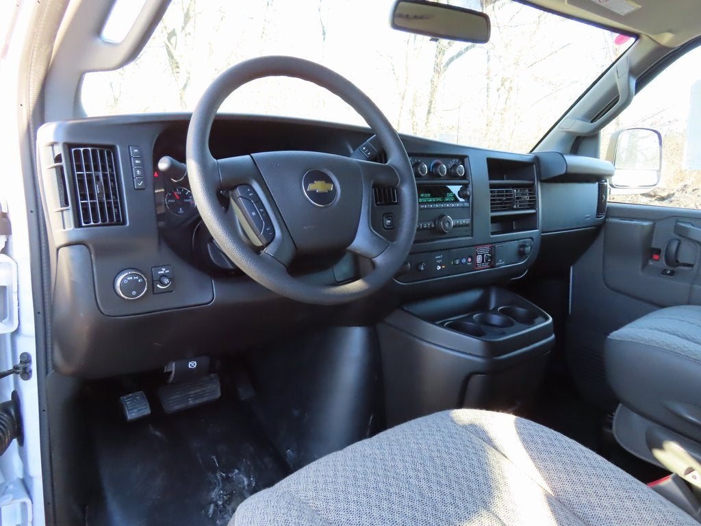 2025 Chevrolet Express Cargo 2500 WT