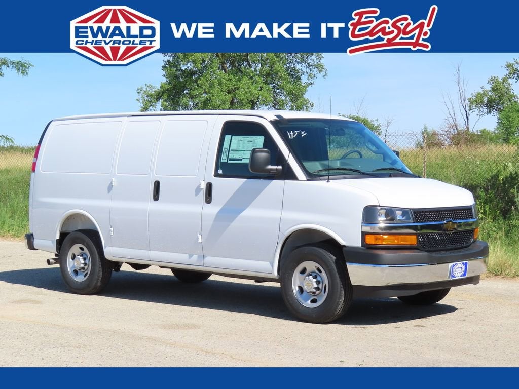 2026 Chevrolet Express Cargo WT