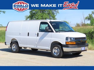 2026 Chevrolet Express Cargo WT
