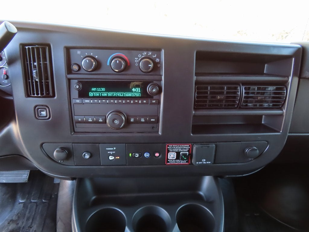 2025 Chevrolet Express Cargo 2500 WT