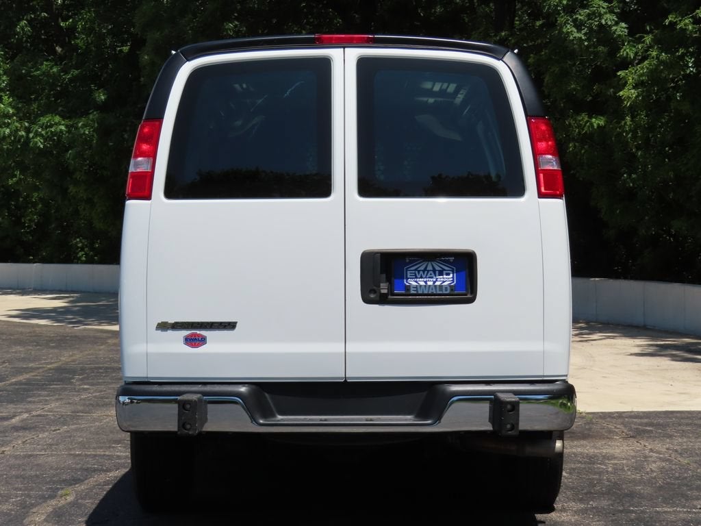 2024 Chevrolet Express Cargo 2500 WT