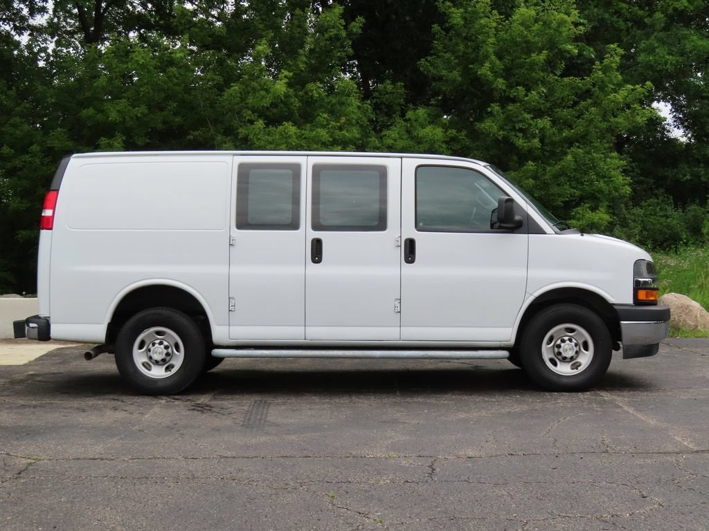 2024 Chevrolet Express Cargo 2500 WT