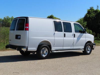 2025 Chevrolet Express Cargo WT