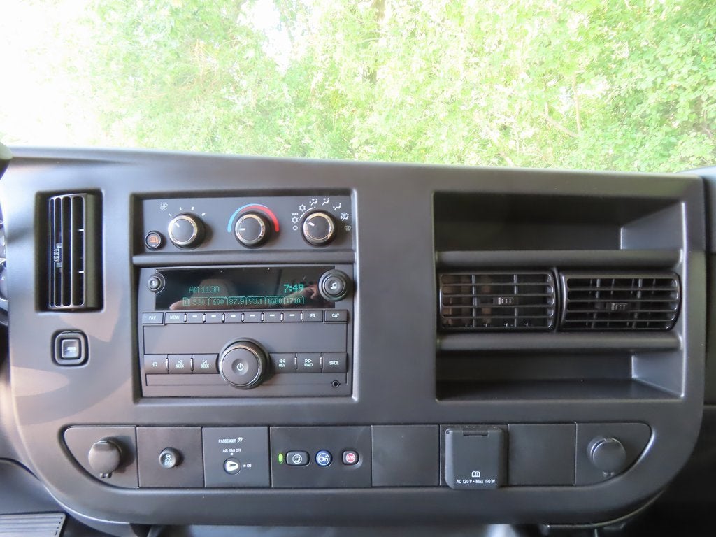 2025 Chevrolet Express Cargo 2500 WT