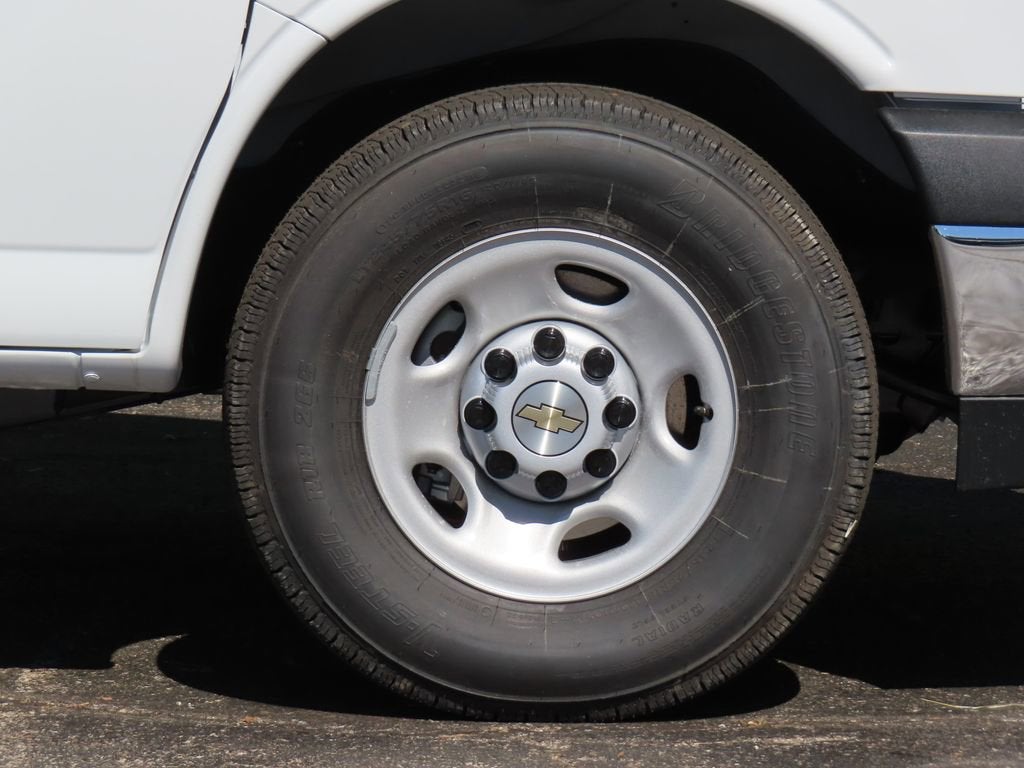 2026 Chevrolet Express Cargo WT