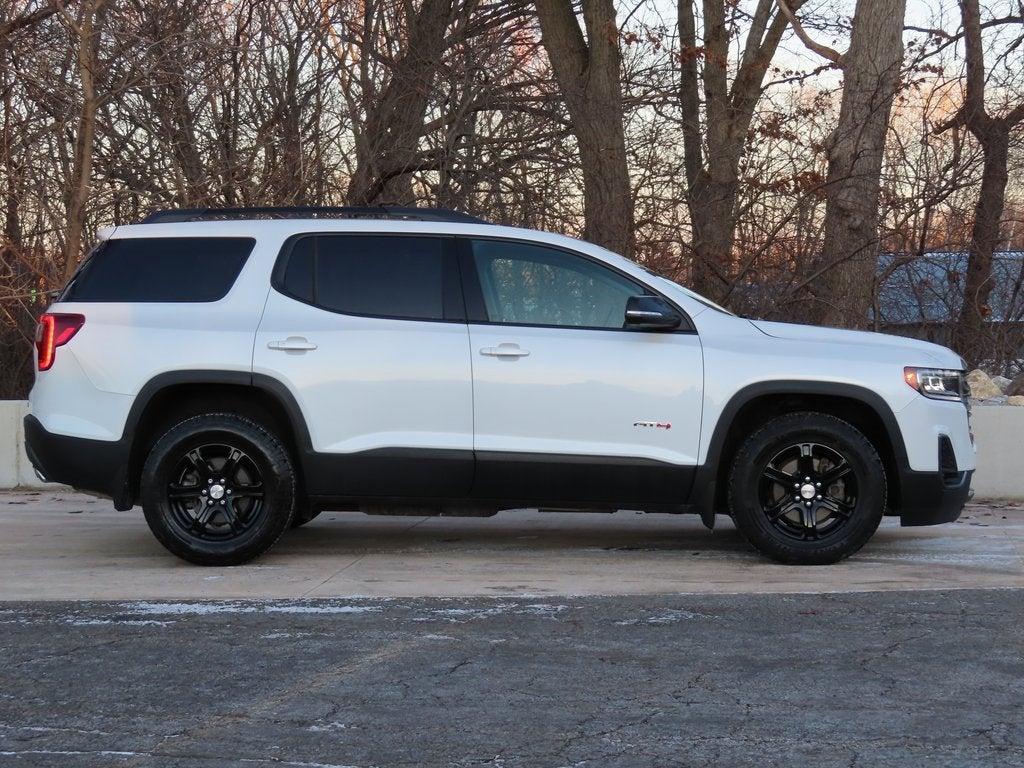 2023 GMC Acadia AT4