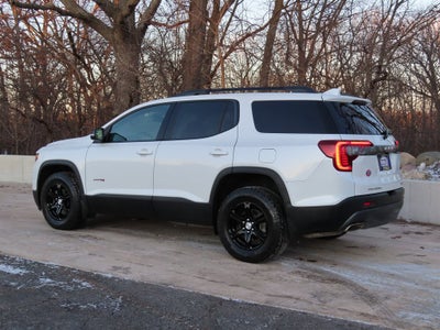 2023 GMC Acadia AT4