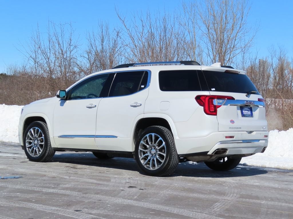 2022 GMC Acadia Denali