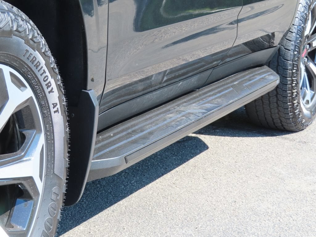 2025 GMC Yukon AT4