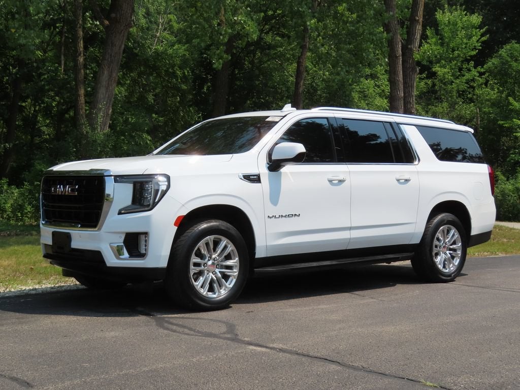 2024 GMC Yukon XL SLE
