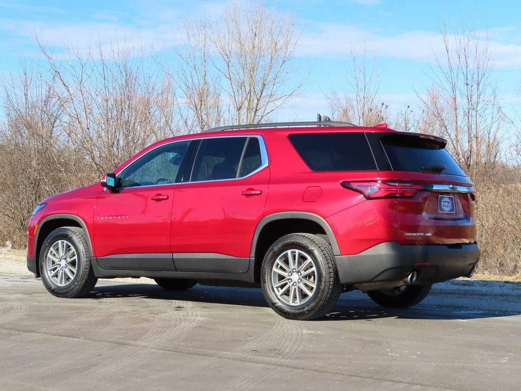 2023 Chevrolet Traverse LT Cloth