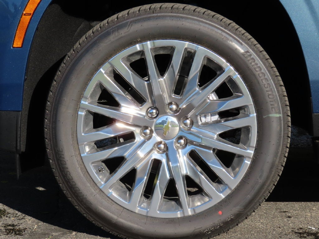 2027 Chevrolet Suburban LT