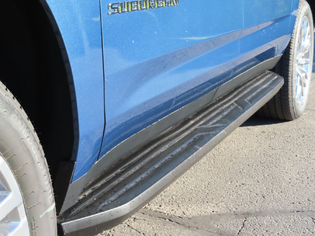 2027 Chevrolet Suburban LT