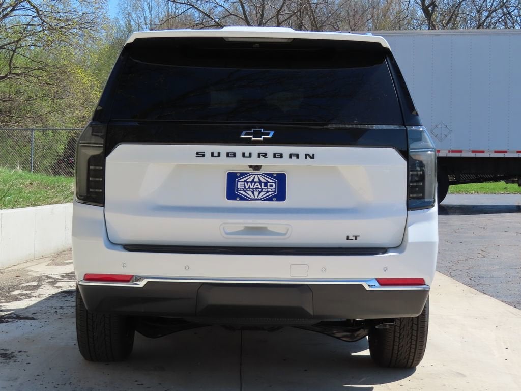 2026 Chevrolet Suburban LT