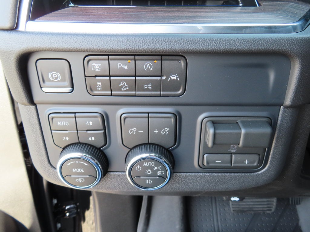 2027 Chevrolet Suburban Z71